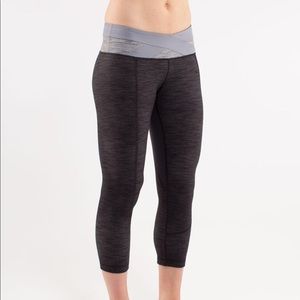 Lululemon Power House Crop Heathered Black Coal Leggings 2